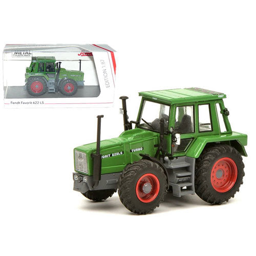 Fendt Favorit 626 LS Turbo Tractor 1:7 Scale Figure